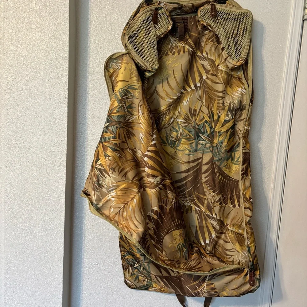 Rare Tommy Bahama Tropical Print Garment Bag